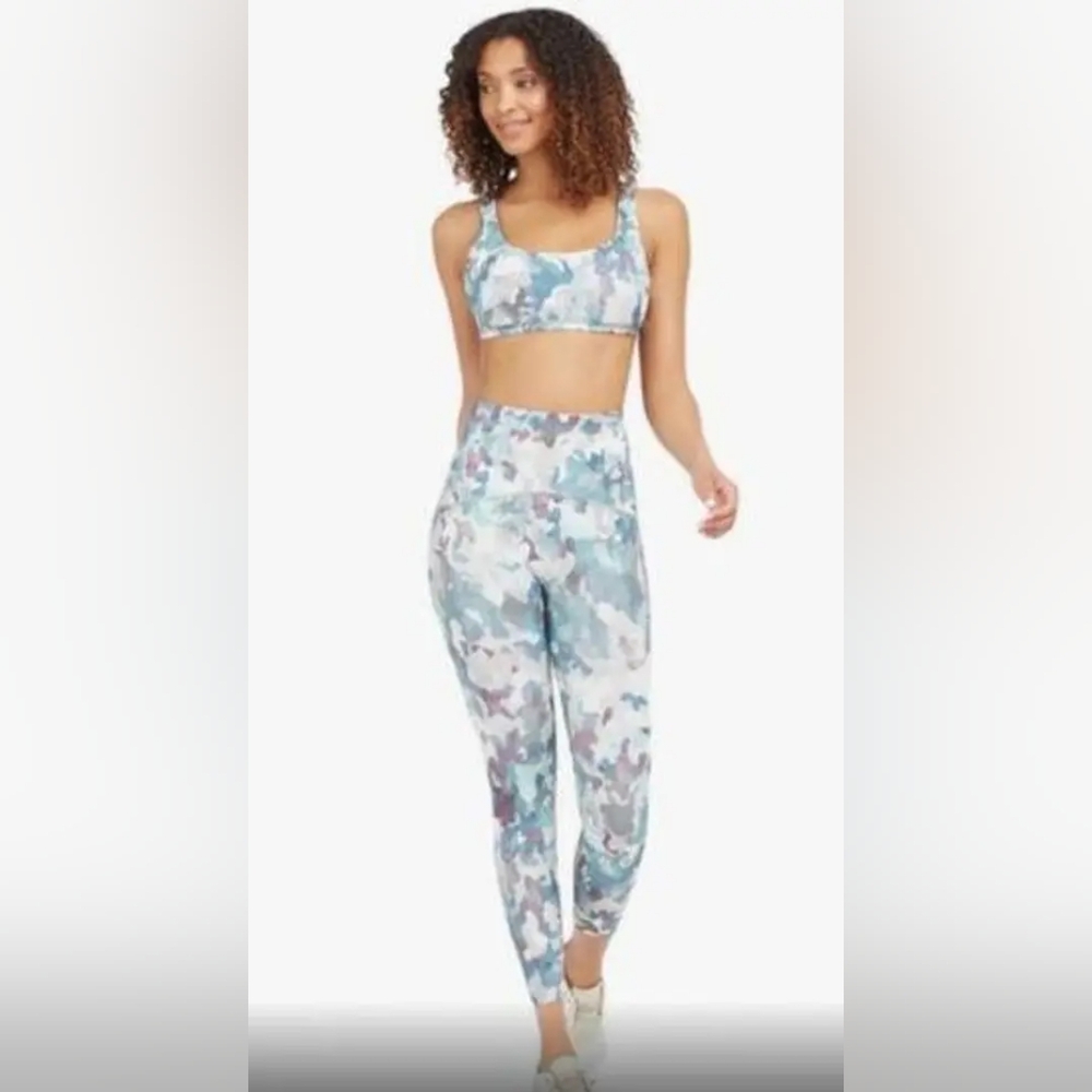 Spanx Painted Camo Pink Multi Active Printed Leggings